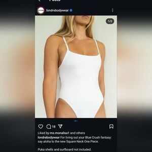 Londre Square Neck One Piece